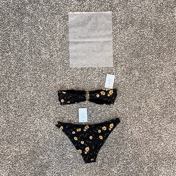 NWT Bloomingdale’s Exclusive Aqua x Kristopher Brock Floral Bikini - Picture 8 of 8